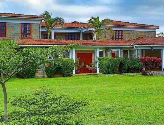 Batemans Manor Naivasha