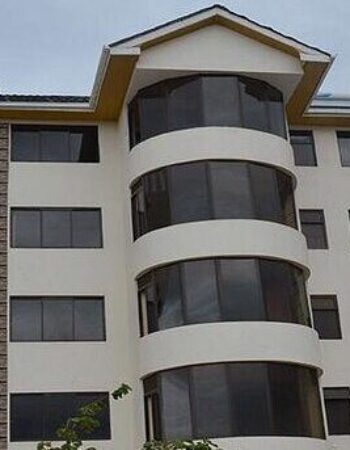 Elsa Hotel Meru