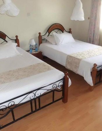 Hotel Troy Karen