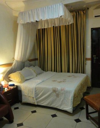 Le Savanna Country Lodge & Hotel