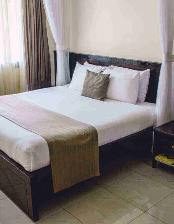 Pinecone Hotel