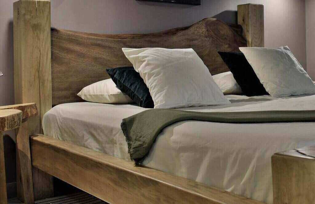 Quinn Peaks Furniture