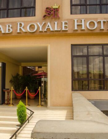 Saab Royale Hotel