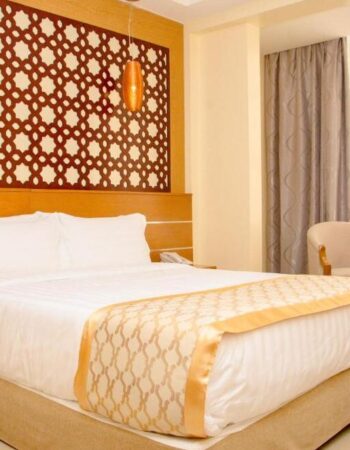 Saab Royale Hotel South C