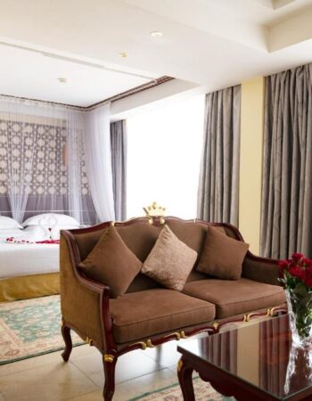 Saab Royale Hotel