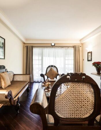 Safari Park Hotel & Casino