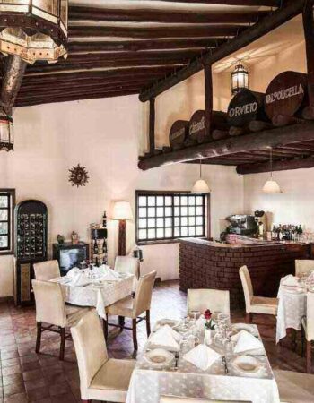 Safari Park Hotel & Casino