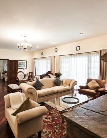 Safari Park Hotel & Casino