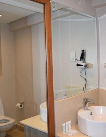 Hillpark Hotel – Upper Hill