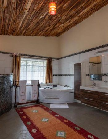 Naivasha Kongoni Lodge