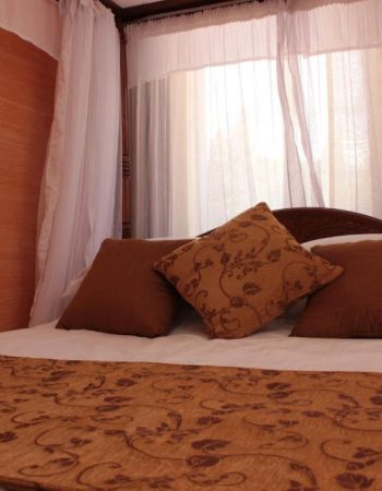 Moffat Court Boutique Hotel