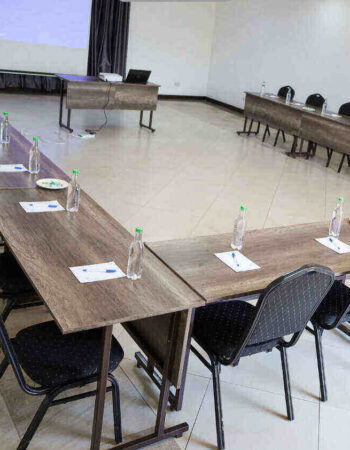 Olarro Hotel By Smith