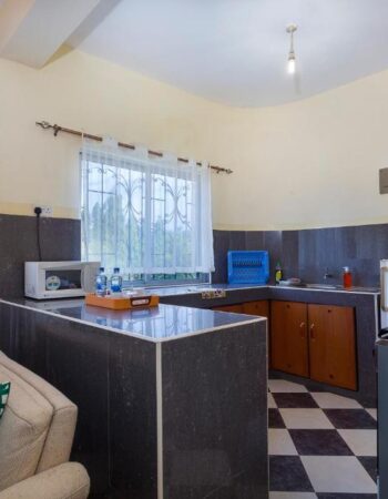 Jacyjoka Apartments and Restaurant