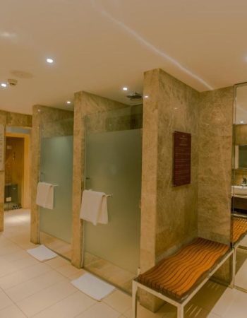 Crowne Plaza Nairobi Airport by IHG