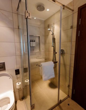Crowne Plaza Nairobi Airport by IHG