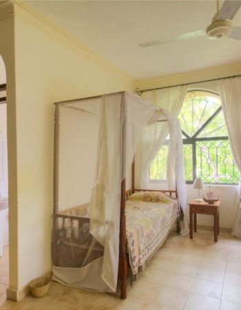 Maweni Beach House