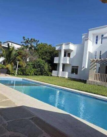 Salt Sun Retreat Villa Diani