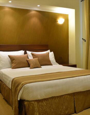 Summerdale Inn Nairobi West
